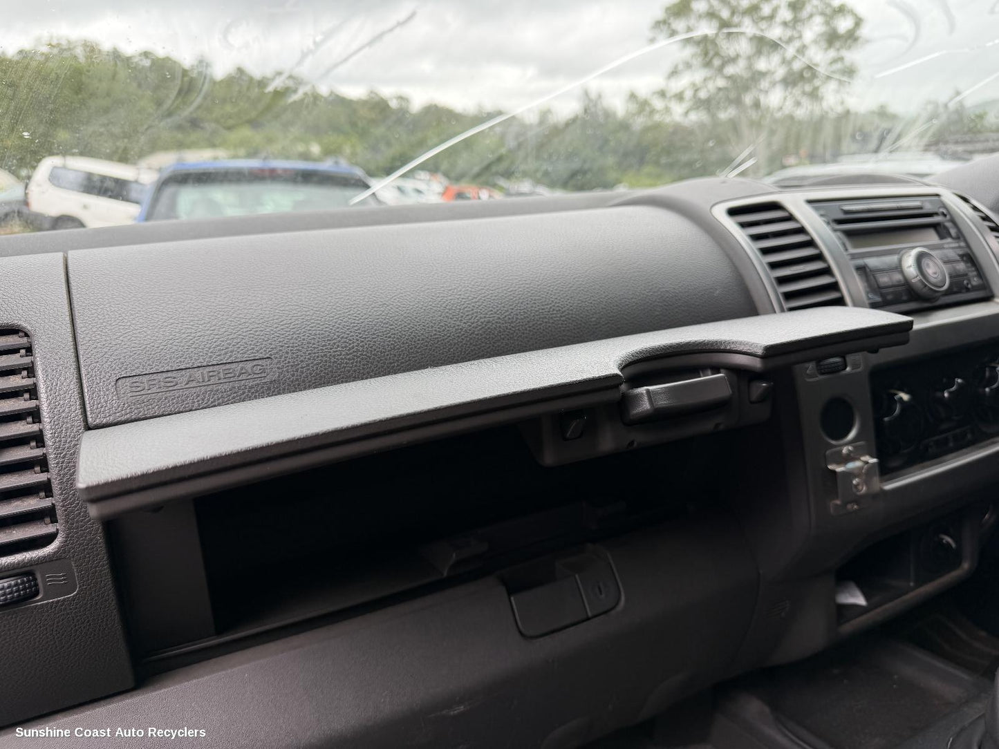 2011 Nissan Navara Glove Box