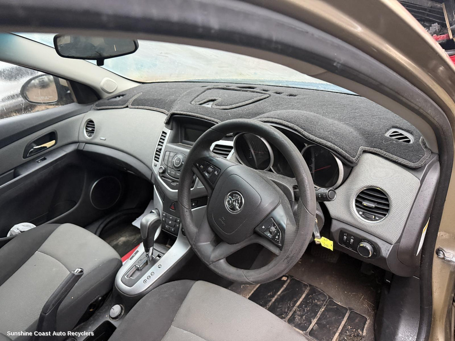 2009-2011 Holden Cruze Misc