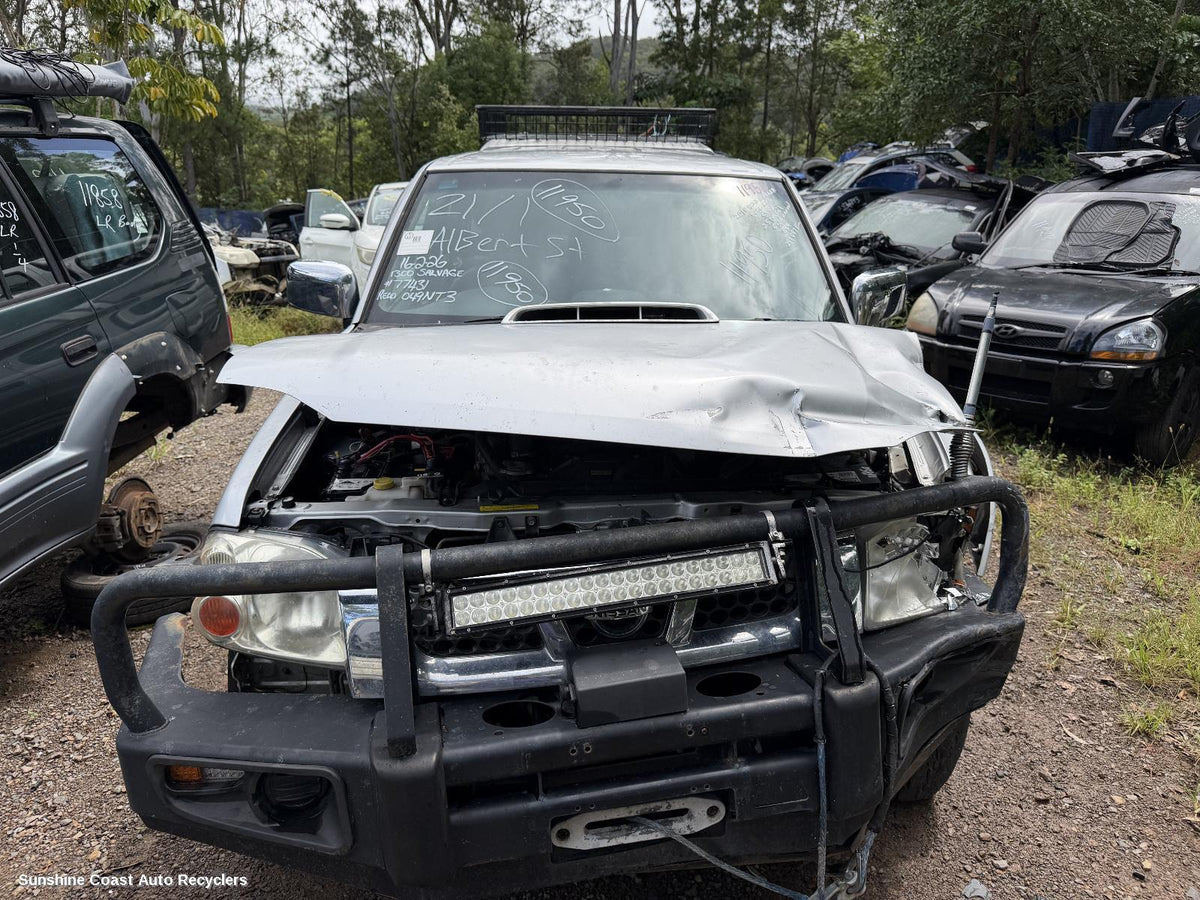 1997-2015 Nissan Navara Right Rear Door Window