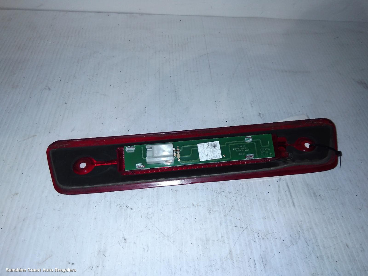 2008-2012 Jeep Cherokee High Level Stoplight