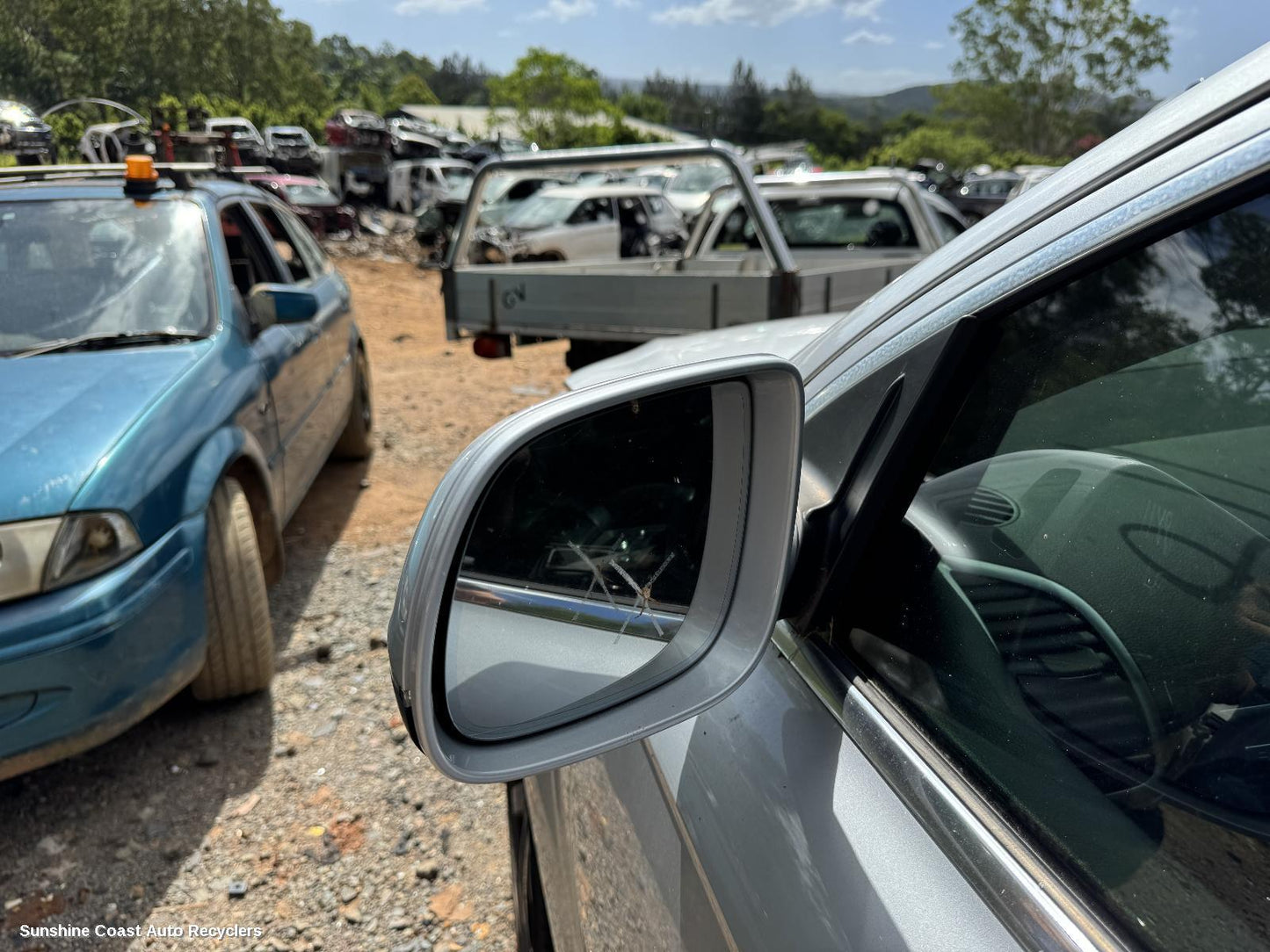 2010 Audi Q7 Left Door Mirror