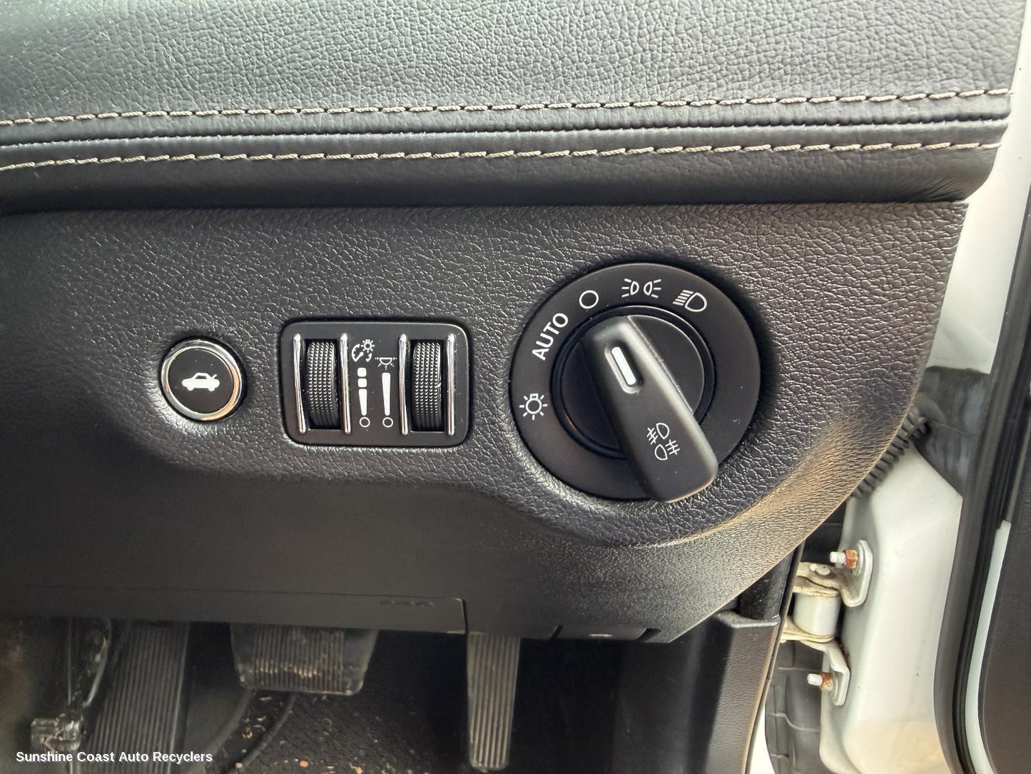 2012 Chrysler 300c Misc Switch Relay