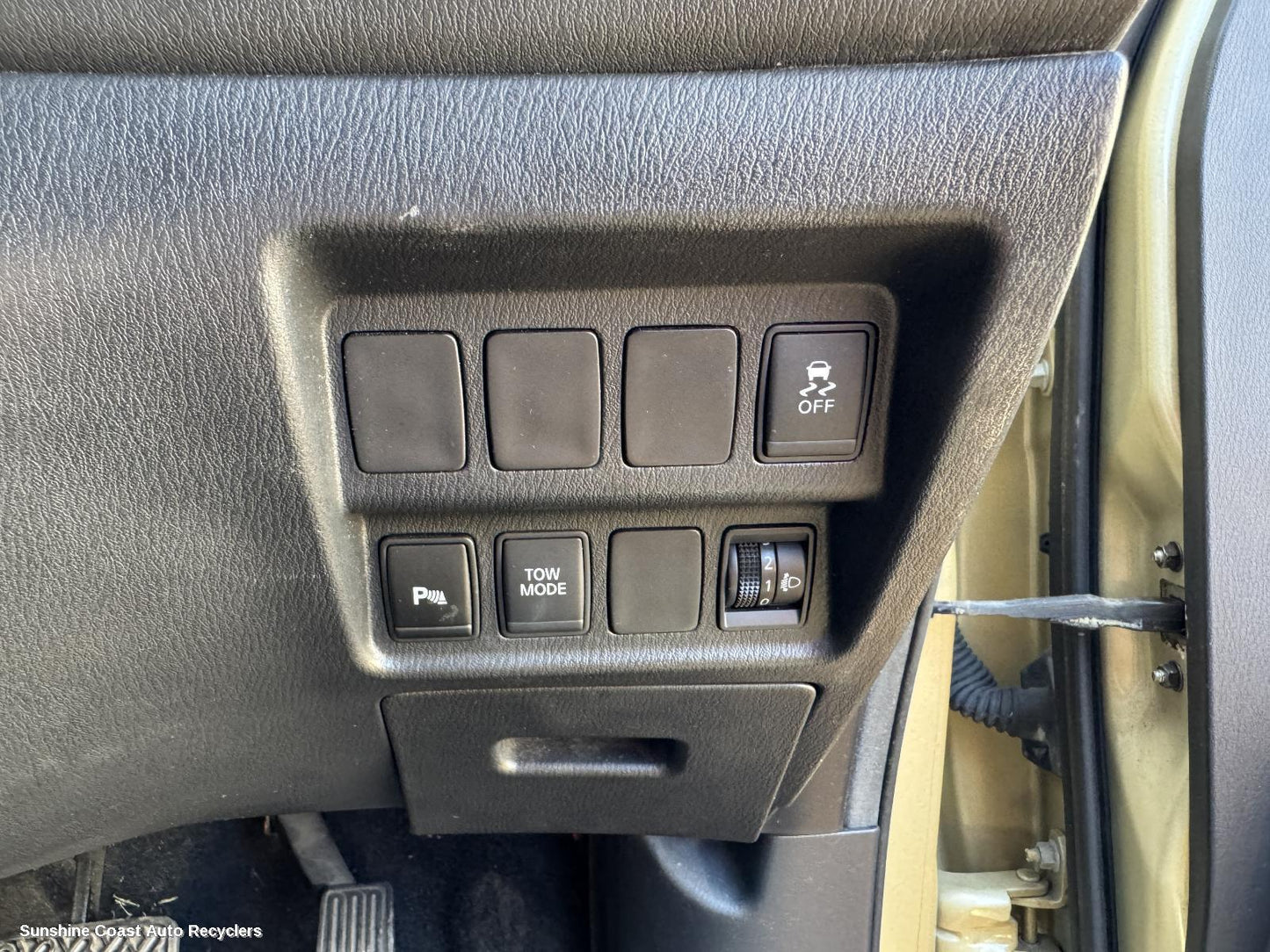 2014 Nissan Pathfinder Misc Switch Relay