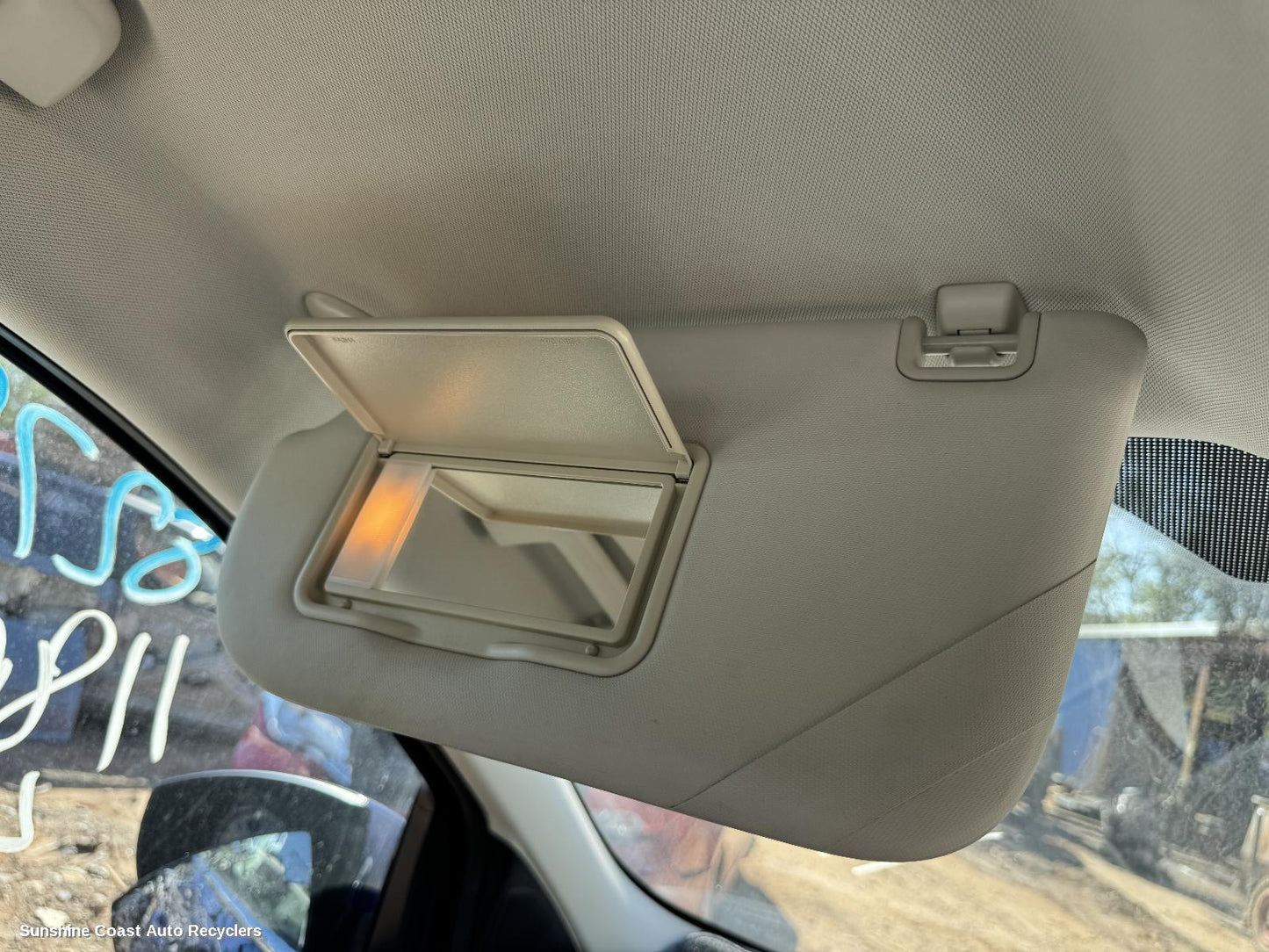 2015 Ford Kuga Sunvisor
