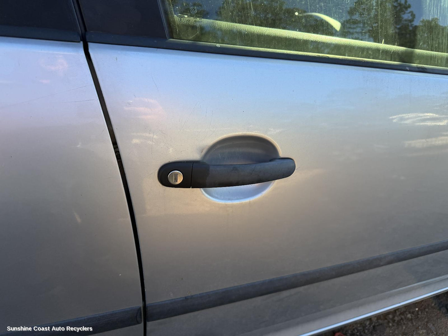 2004-2009 Volkswagen Golf Door Handle