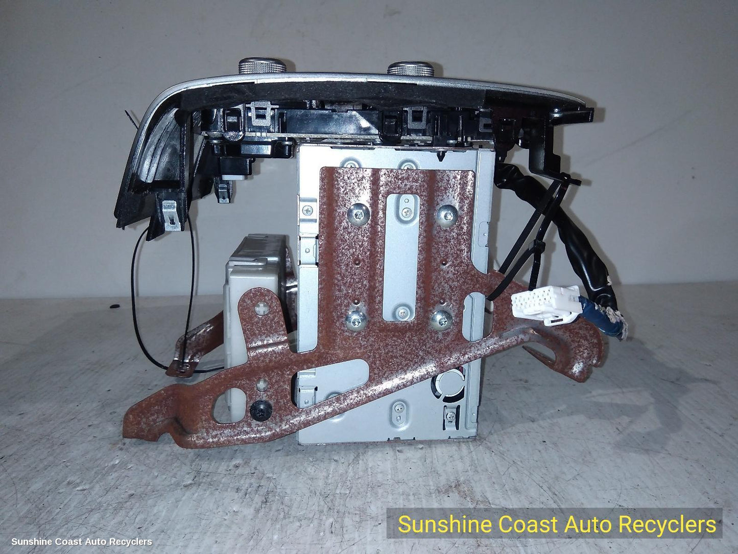 2014 Nissan Pathfinder Radio Cd Dvd Sat Tv