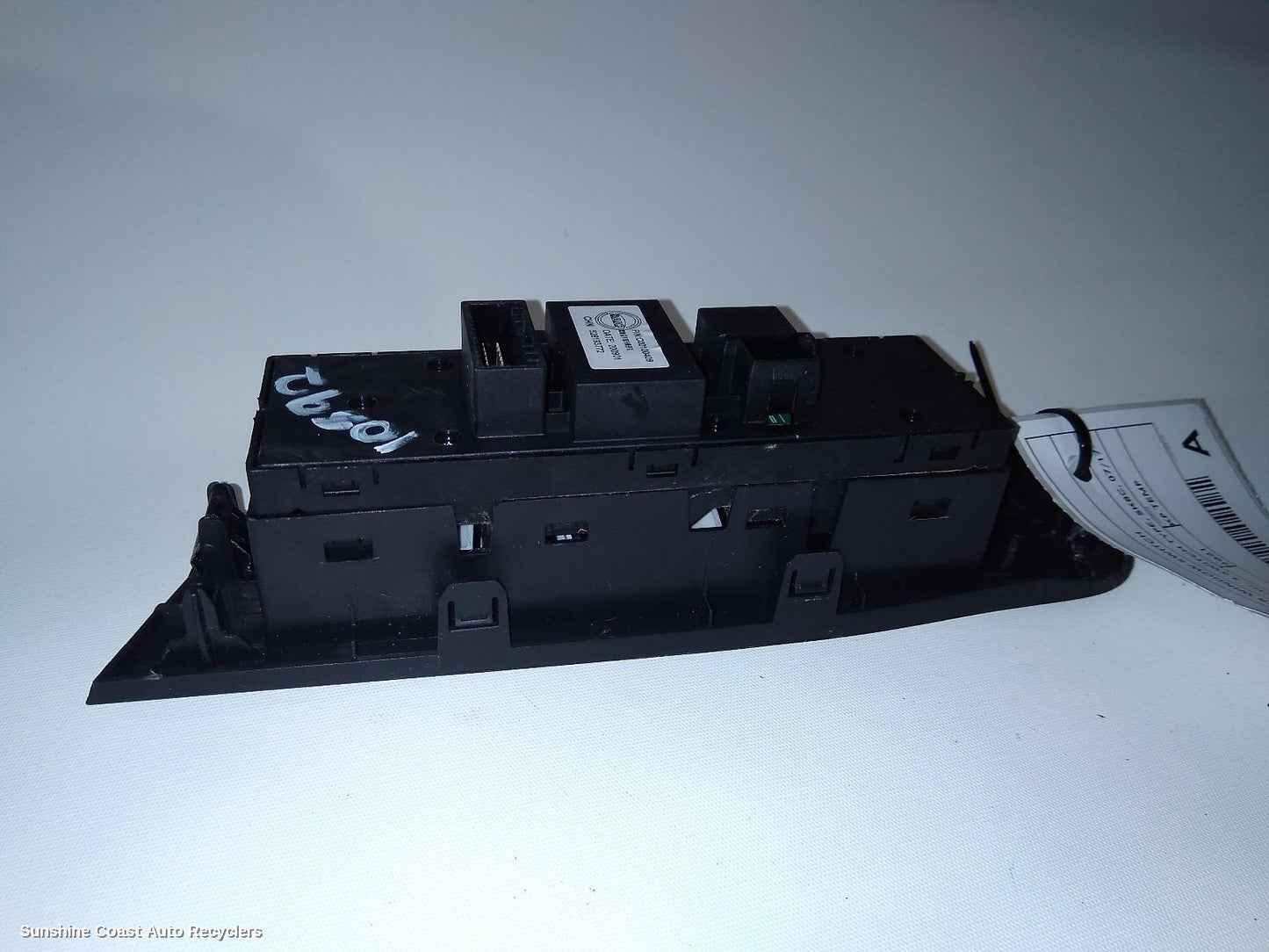 2017-2021 Ldv T60 Pwr Dr Wind Switch