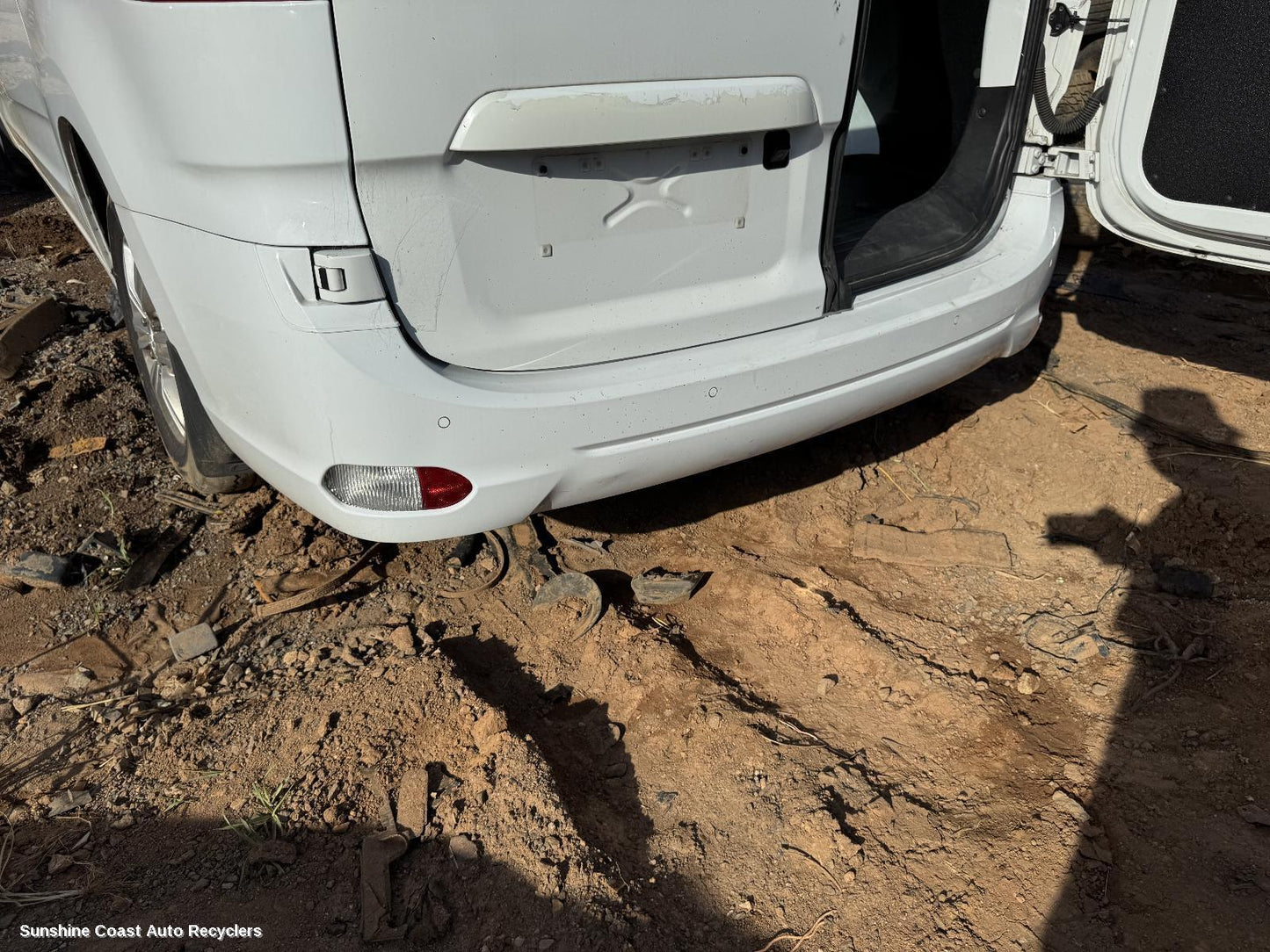 2020 Ldv G10 Rear Garnish