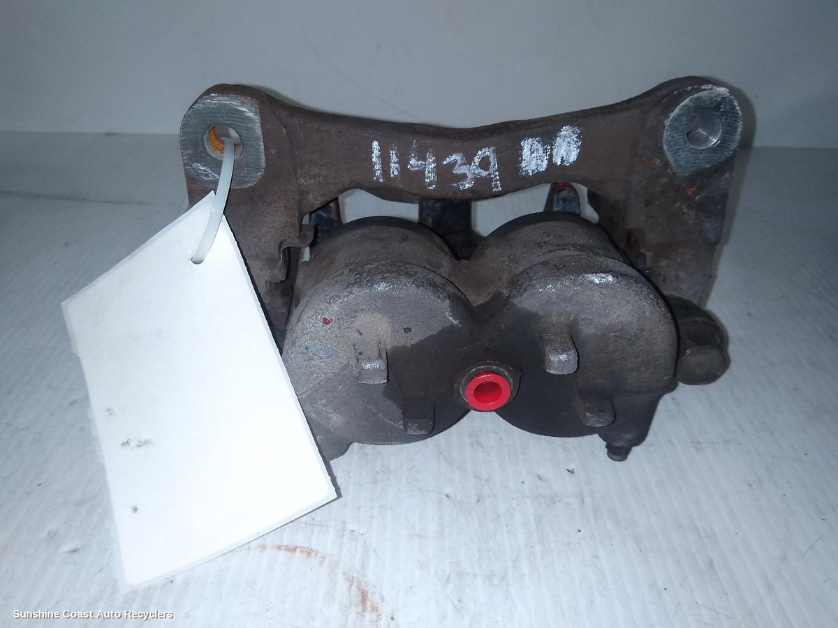 2000-2006 Mitsubishi Pajero Caliper