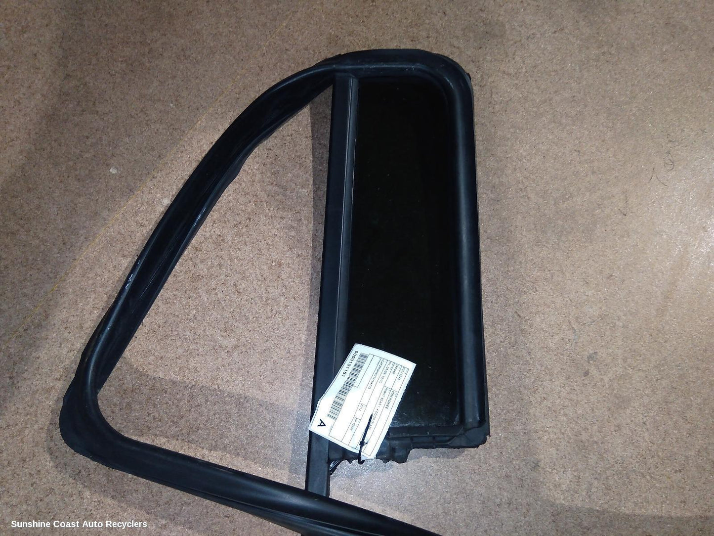 2012 Jeep Cherokee Right Rear 1 4 Door Glass