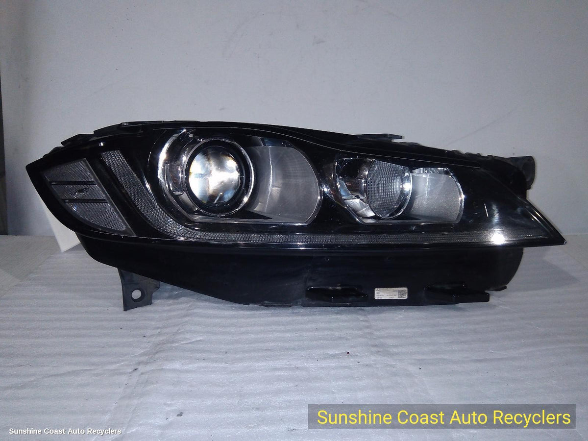 2016-2020 Jaguar F Pace Right Headlamp