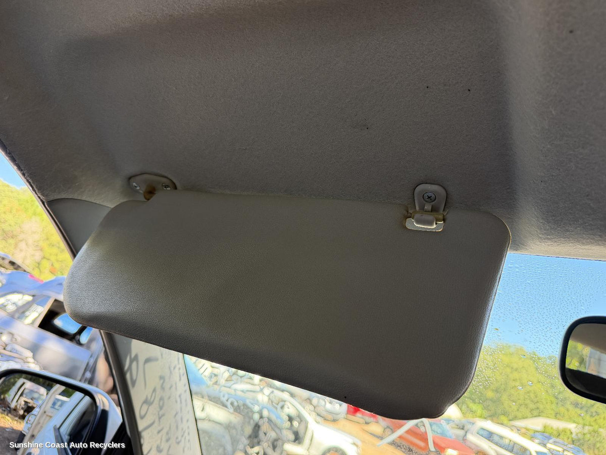2009-2015 Mitsubishi Triton Sunvisor