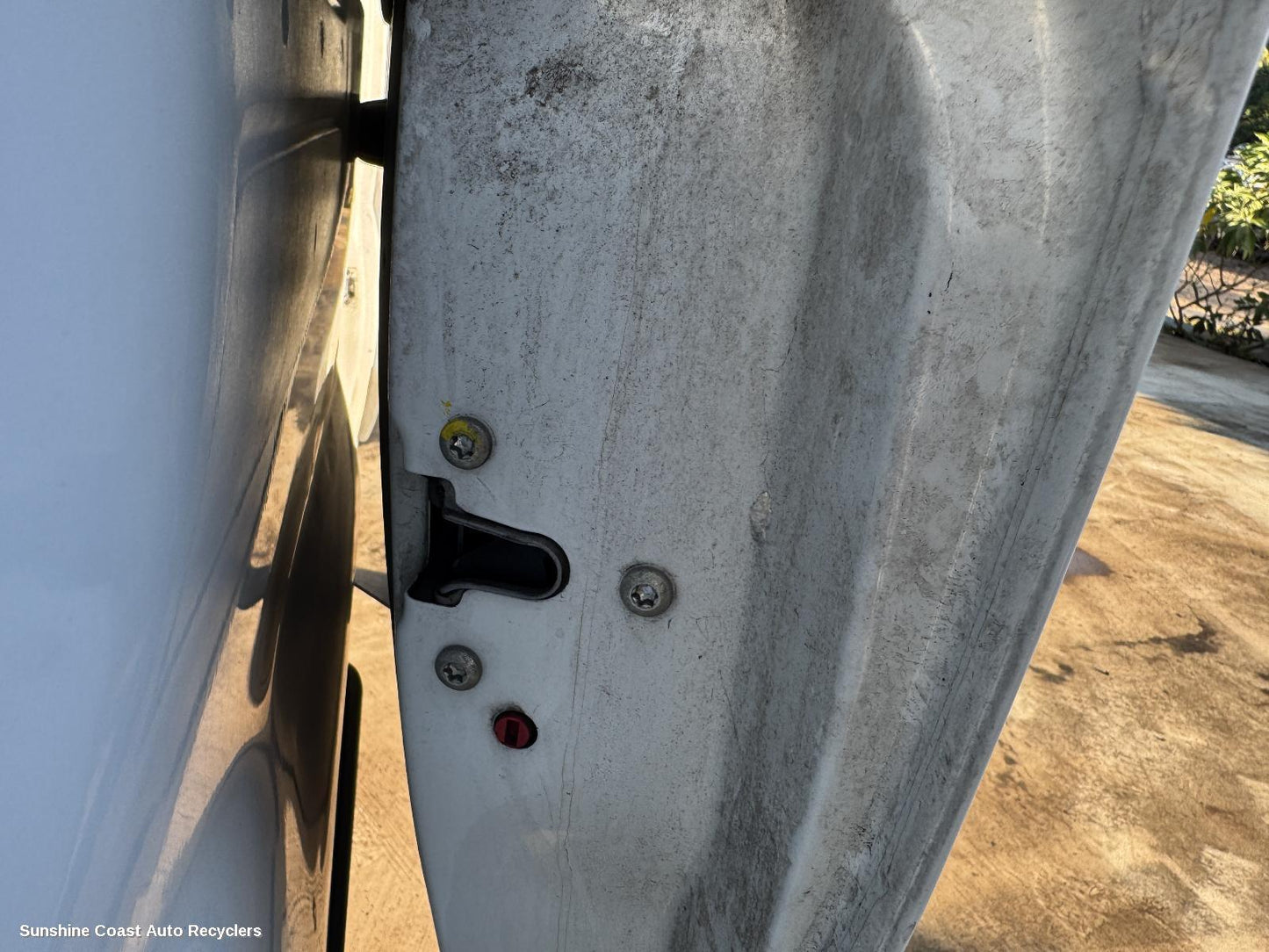 2013 Renault Trafic Door Boot Gate Lock