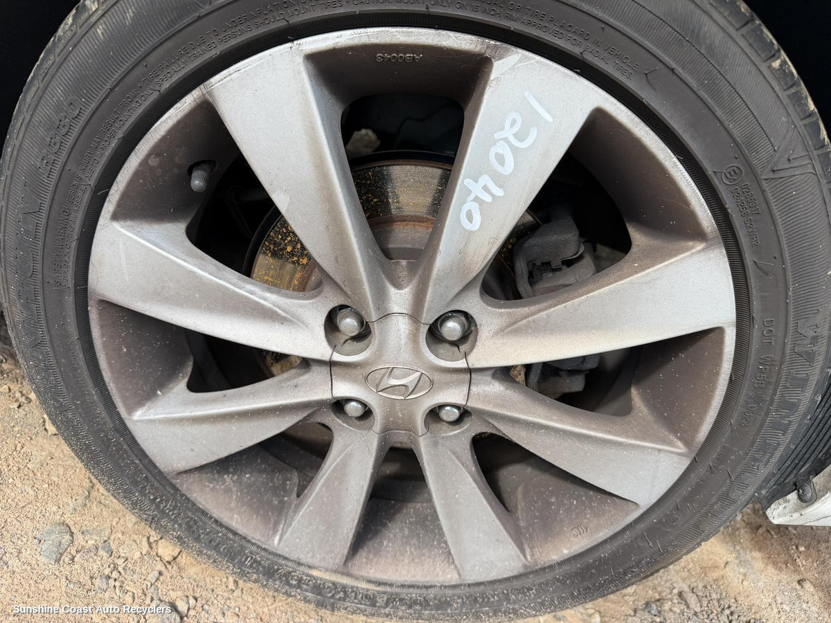 2011-2019 Hyundai Accent Wheel Mag