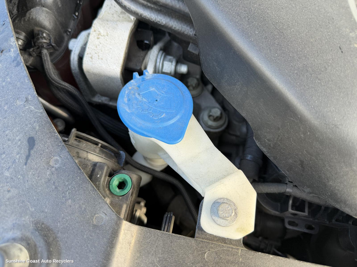 2011-2019 Land Rover Rangerover Evoque Washer Bottle