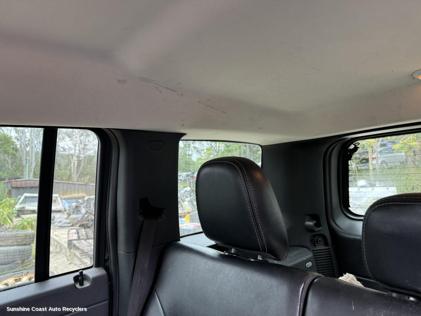 2012 Jeep Cherokee Headrest