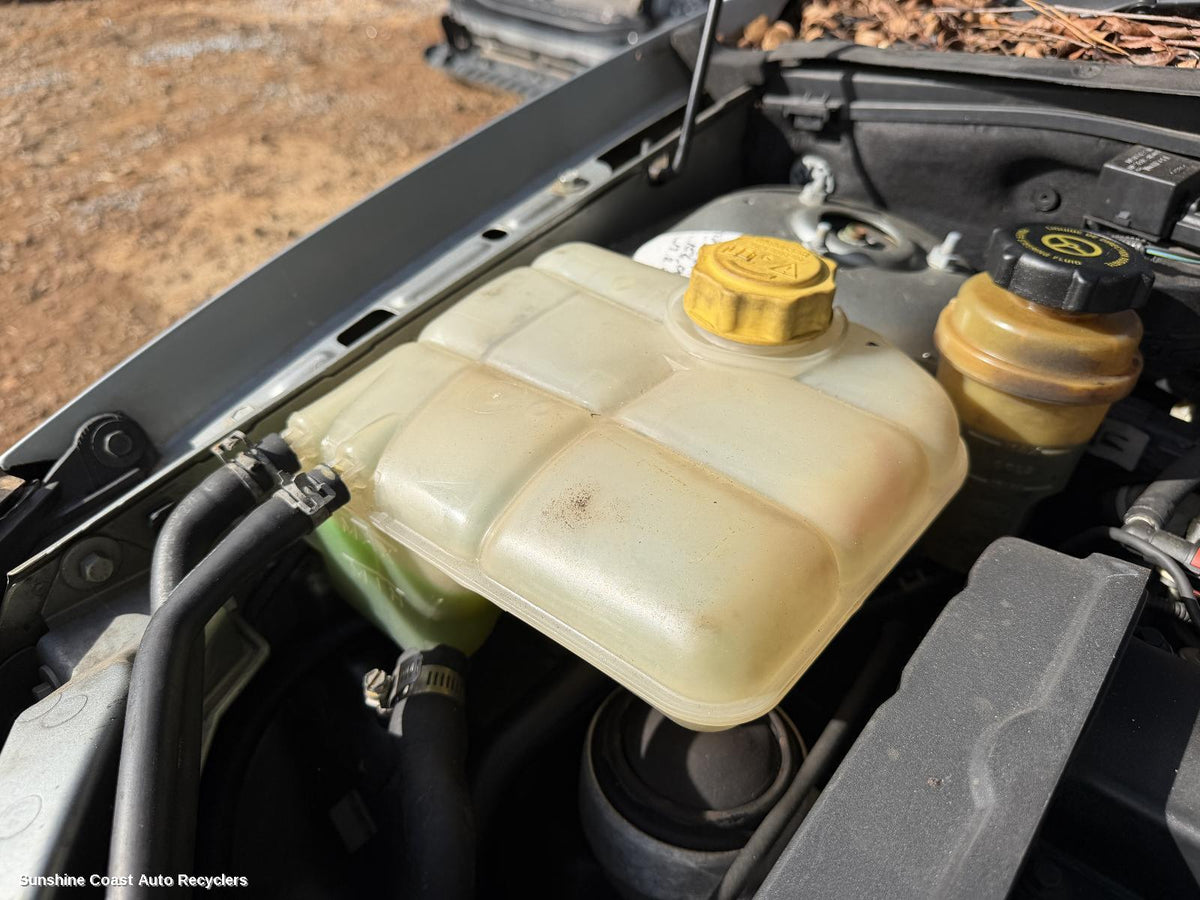 2001-2005 Ford Focus Overflow Bottle