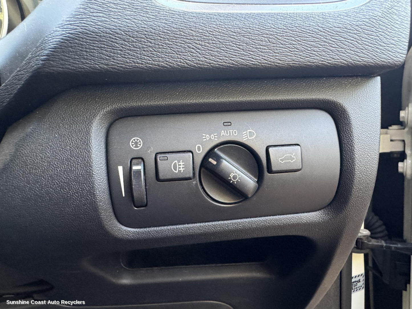 2015 Volvo S40 Combination Switch