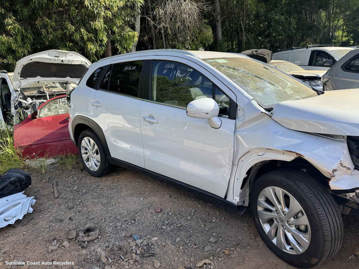 2022-2026 Suzuki S-cross Right Front Door Window