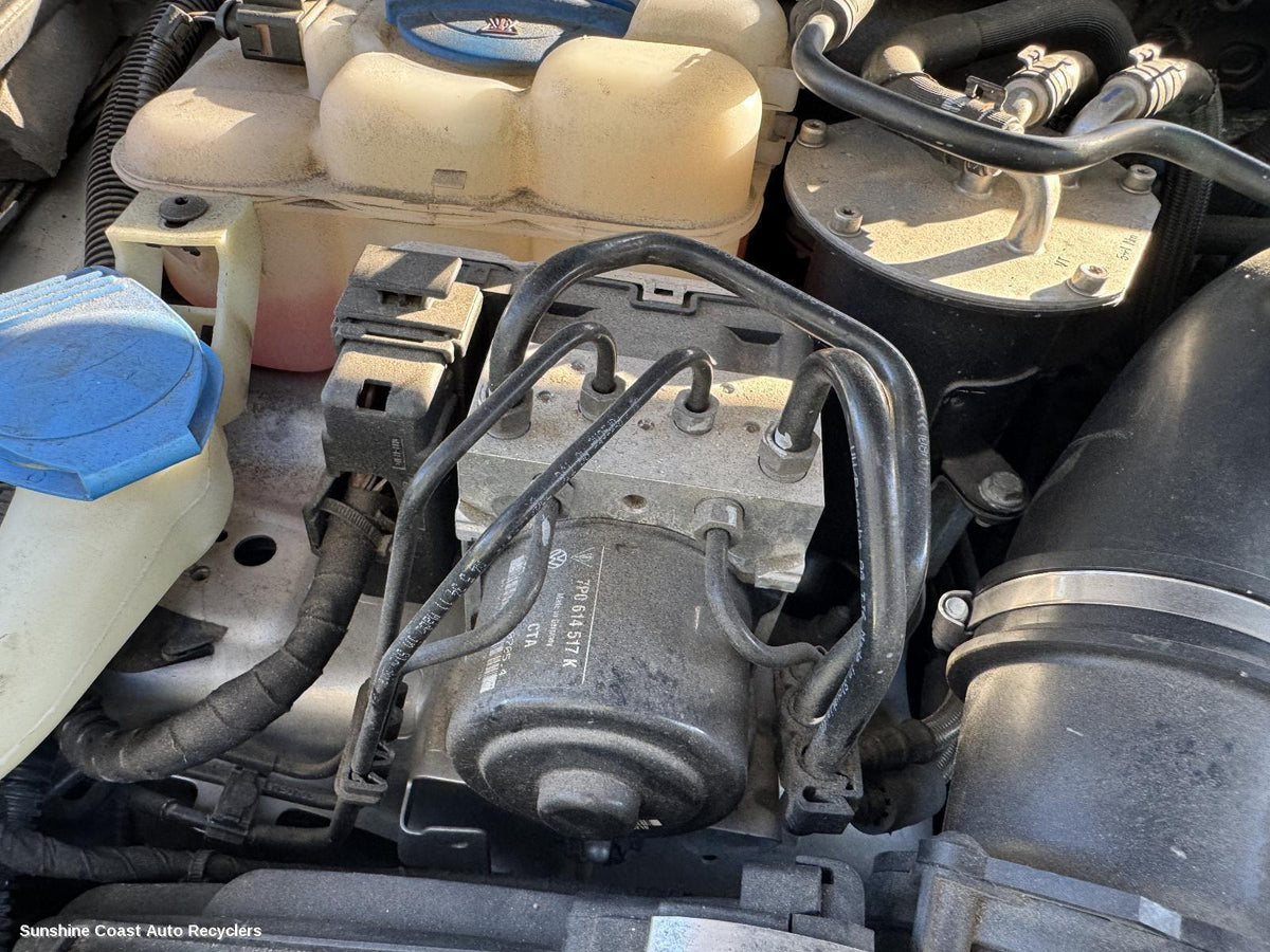 2010-2018 Volkswagen Touareg Abs Pump Modulator