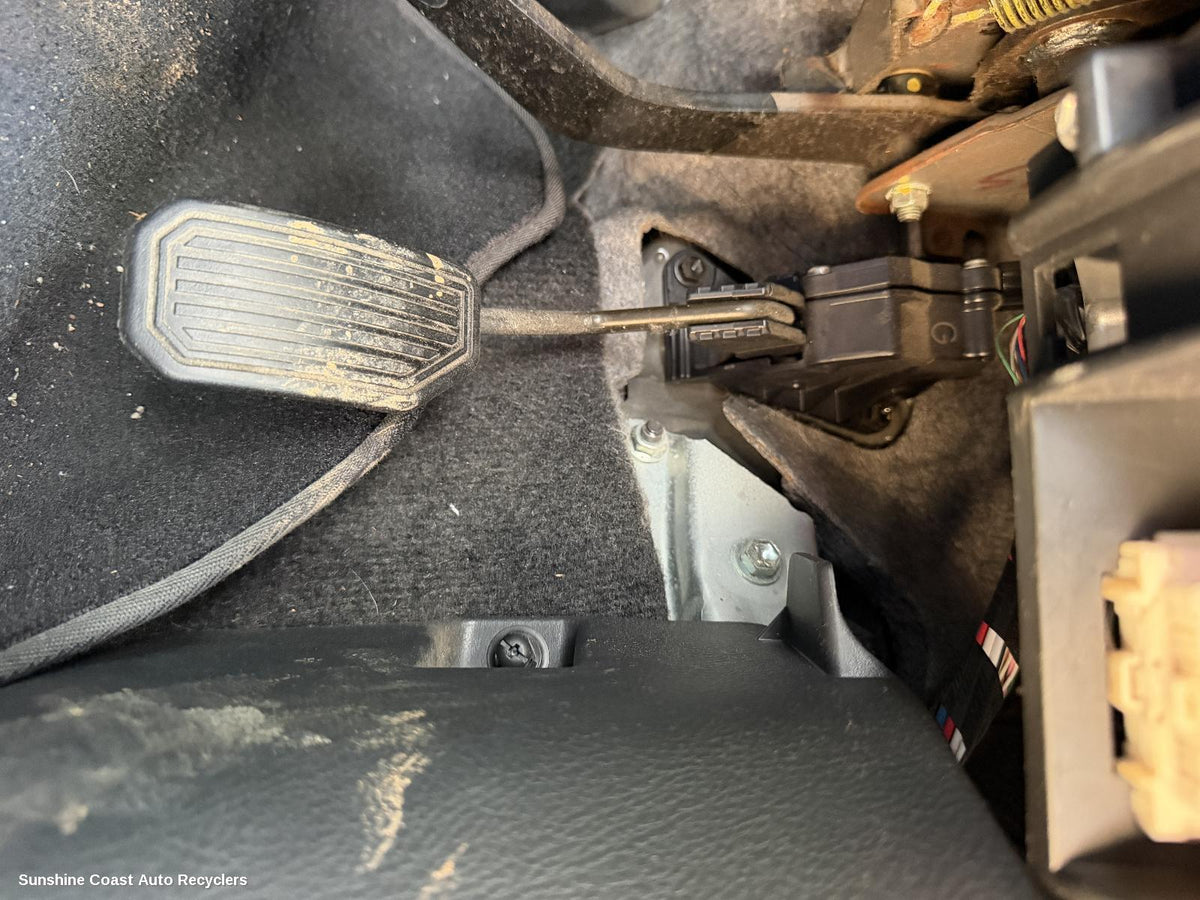 2005-2012 Toyota Rav4 Pedal Assembly