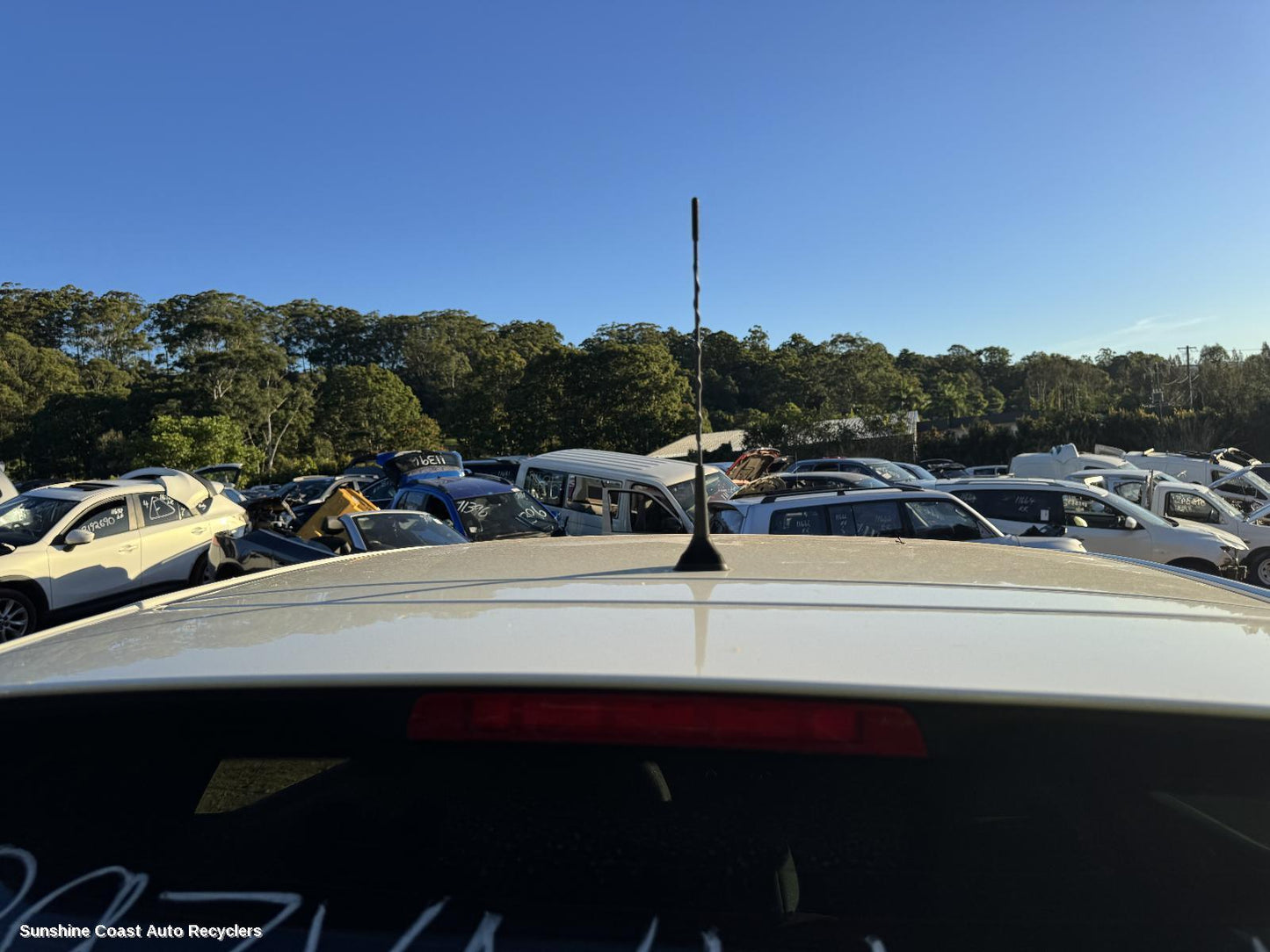 2013-2021 Nissan Qashqai High Level Stoplight