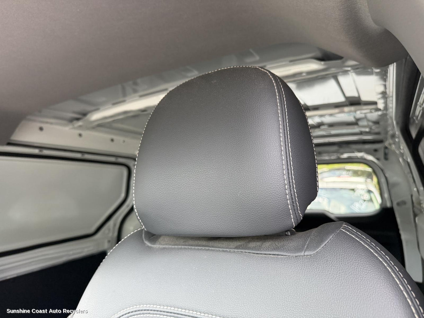2015-2025 Ldv G10 Headrest