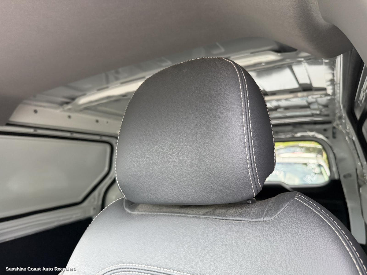 2015-2025 Ldv G10 Headrest