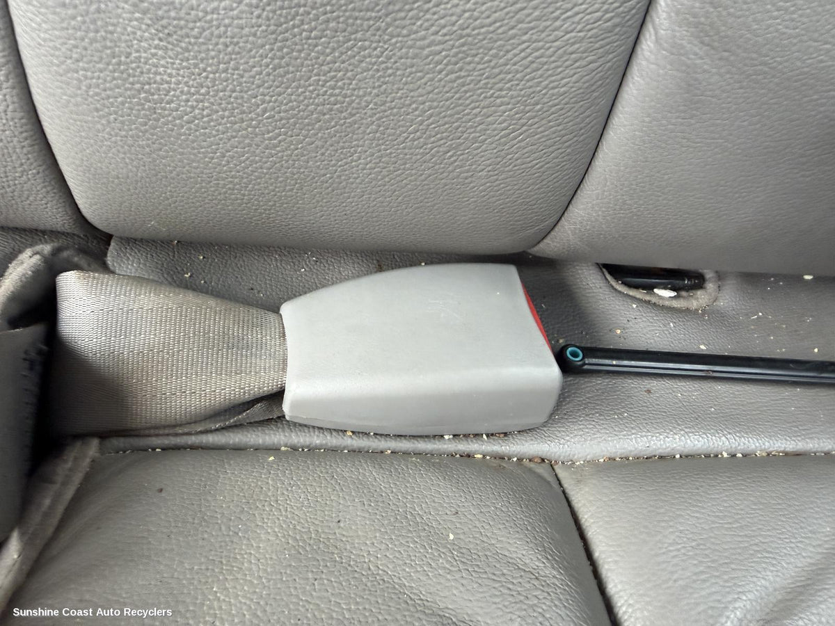 2005-2014 Kia Carnival/grand Carnival Seatbelt Stalk