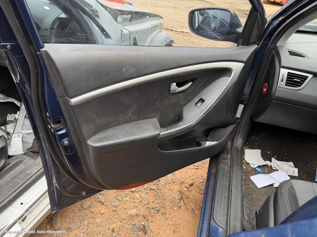 2012-2017 Hyundai I30 Pwr Dr Wind Switch