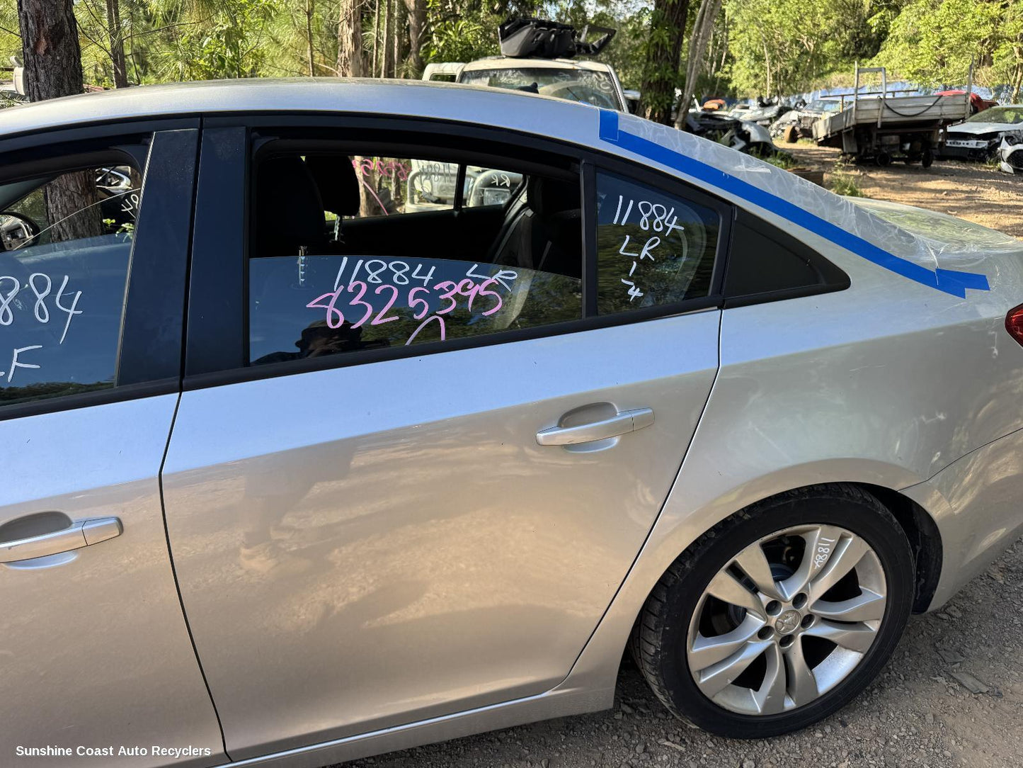2015 Holden Cruze Left Rear 1 4 Door Glass