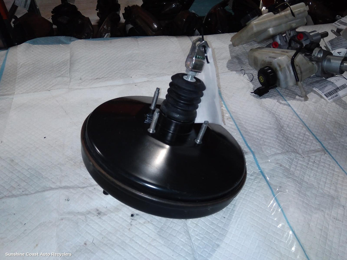 2007-2014 Nissan Dualis Brake Booster