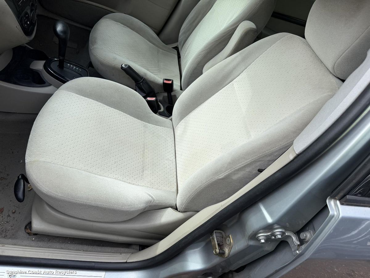 2001-2005 Ford Focus Seatbelt Stalk