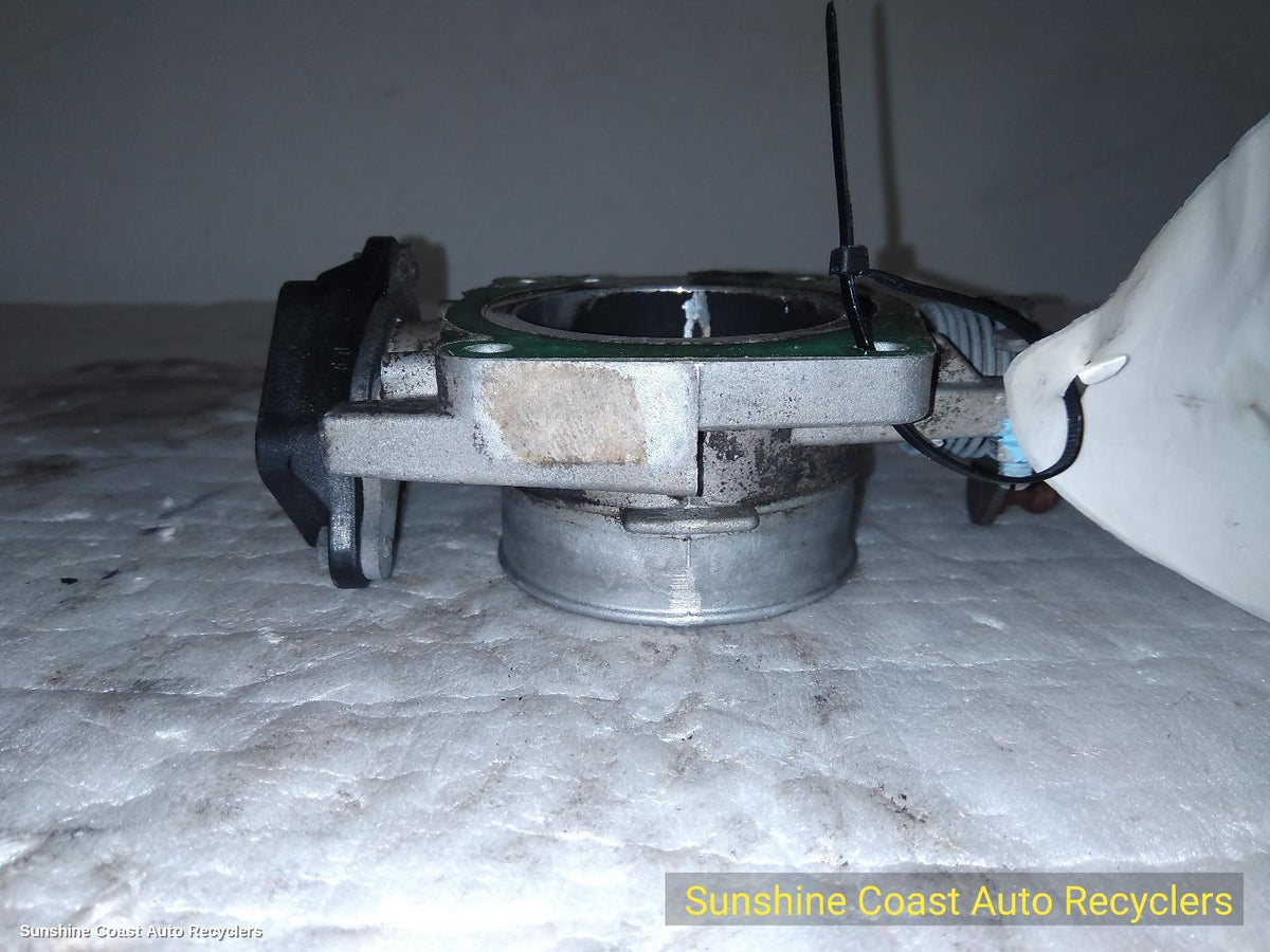 1997-2000 Volvo S70/v70/c70 Throttle Body