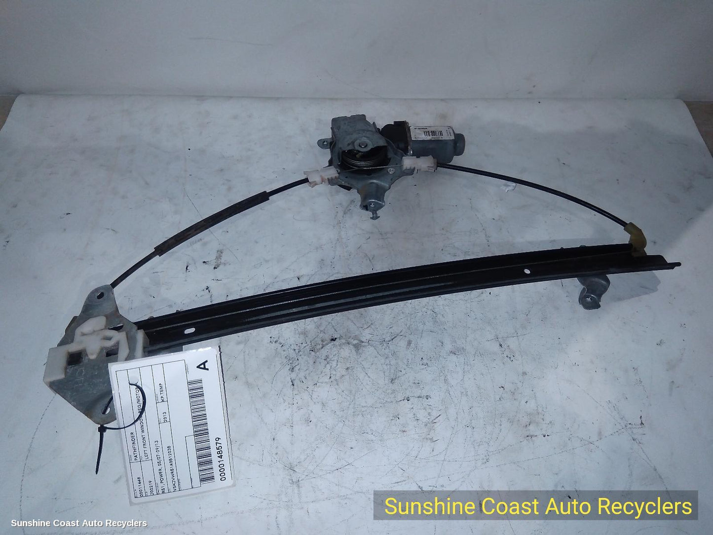 2013 Nissan Pathfinder Left Front Window Reg Motor