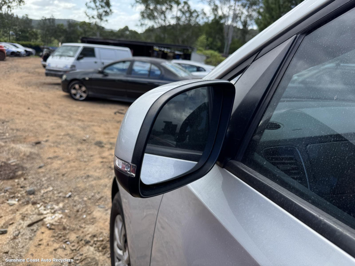 2014-2020 Kia Carnival/grand Carnival Left Door Mirror