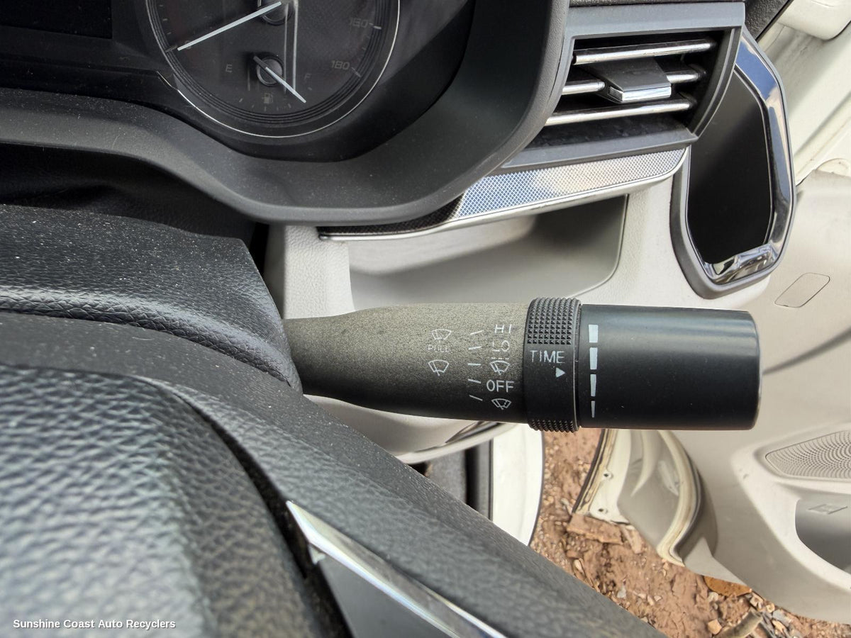 2020-2026 Ldv Deliver 9 Combination Switch