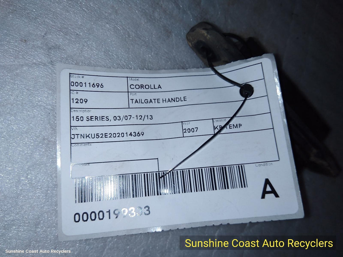 2007-2013 Toyota Corolla Tailgate Handle
