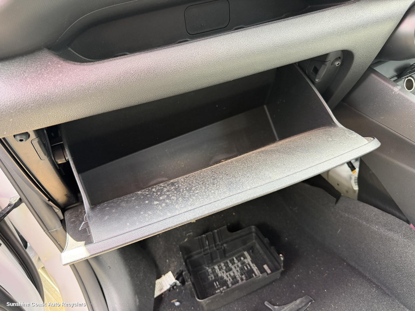 2019-2026 Hyundai Venue Glove Box