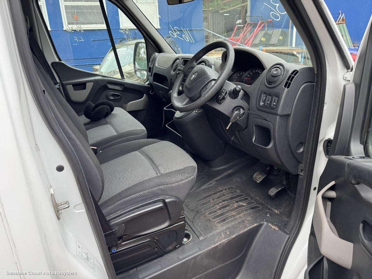 2011-2020 Renault Master Right Guard