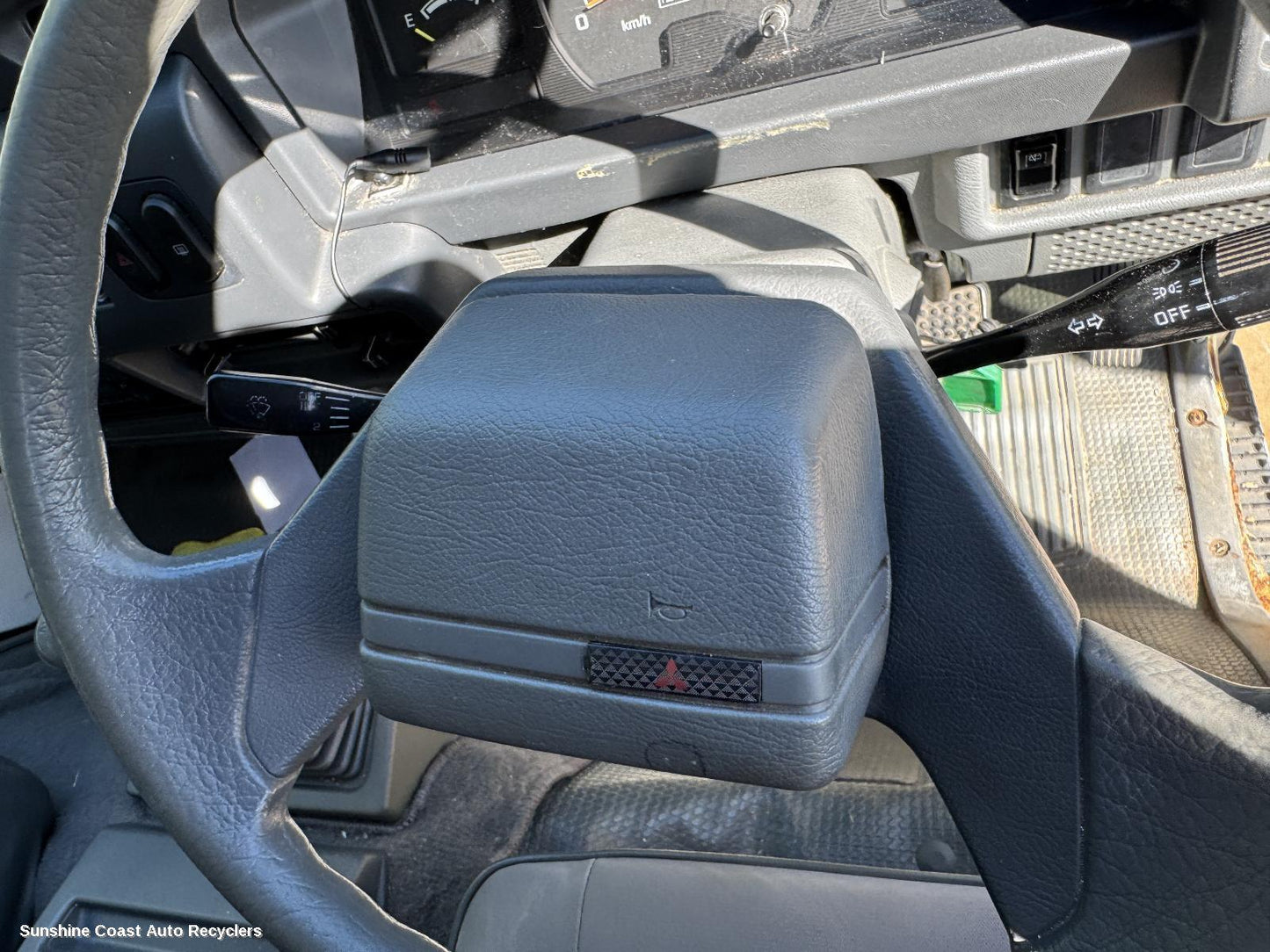 2007 Mitsubishi L300 Combination Switch