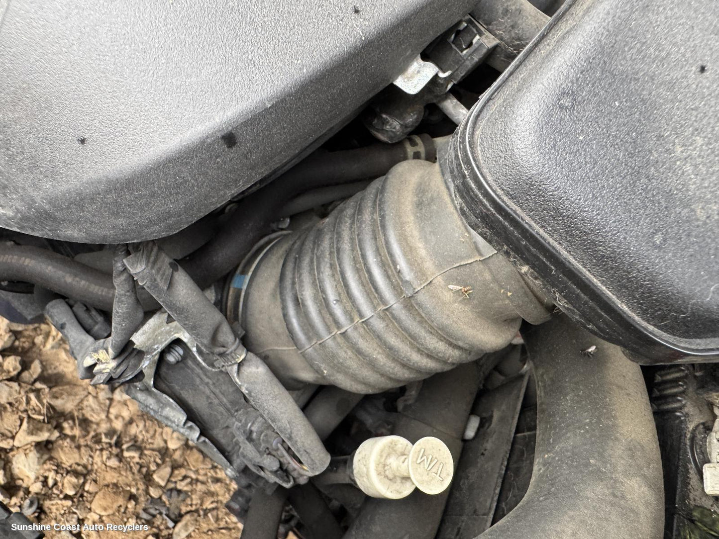 2018 Mitsubishi Outlander Air Cleaner Duct Hos