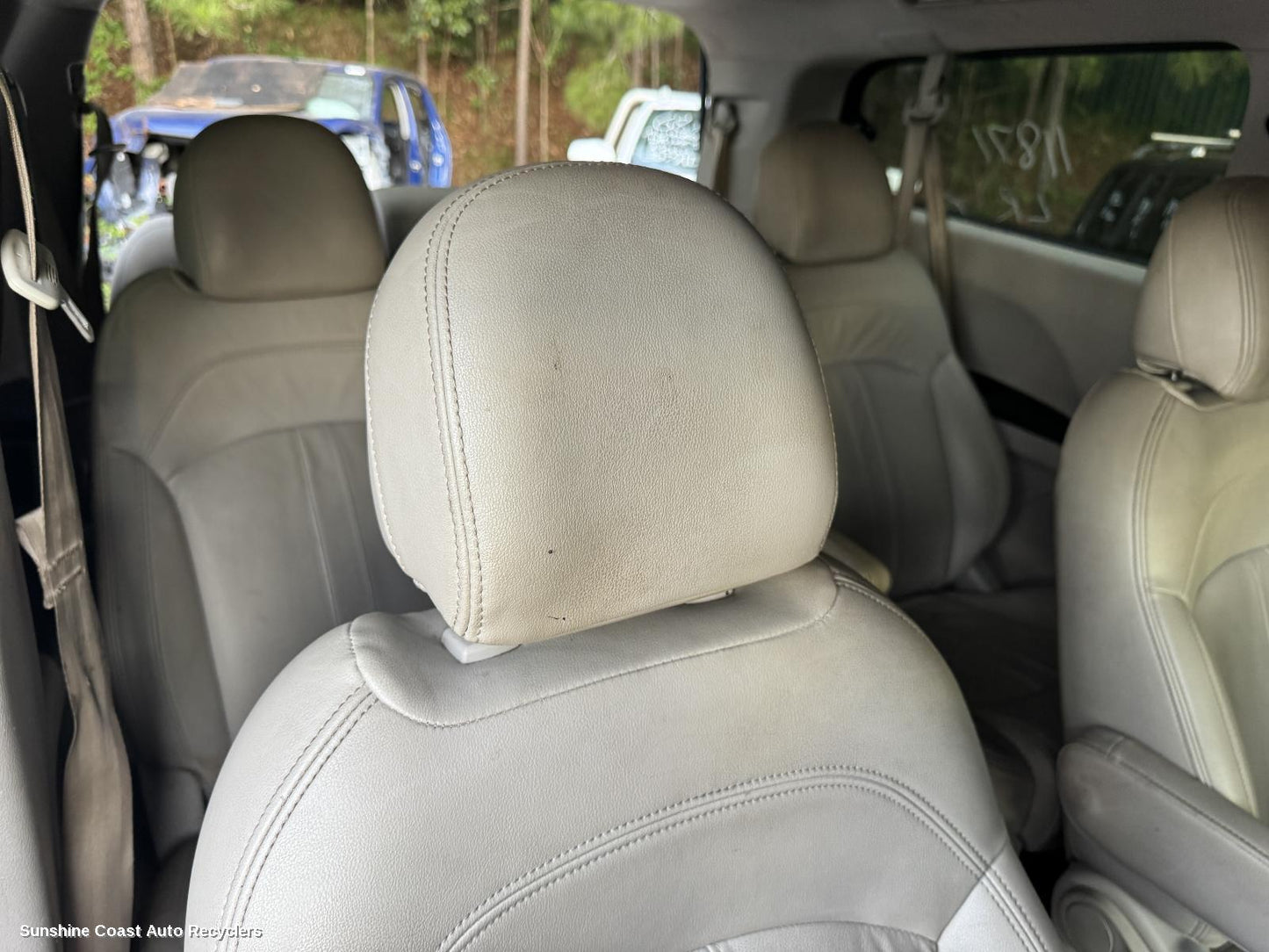 2015-2022 Ldv G10 Headrest