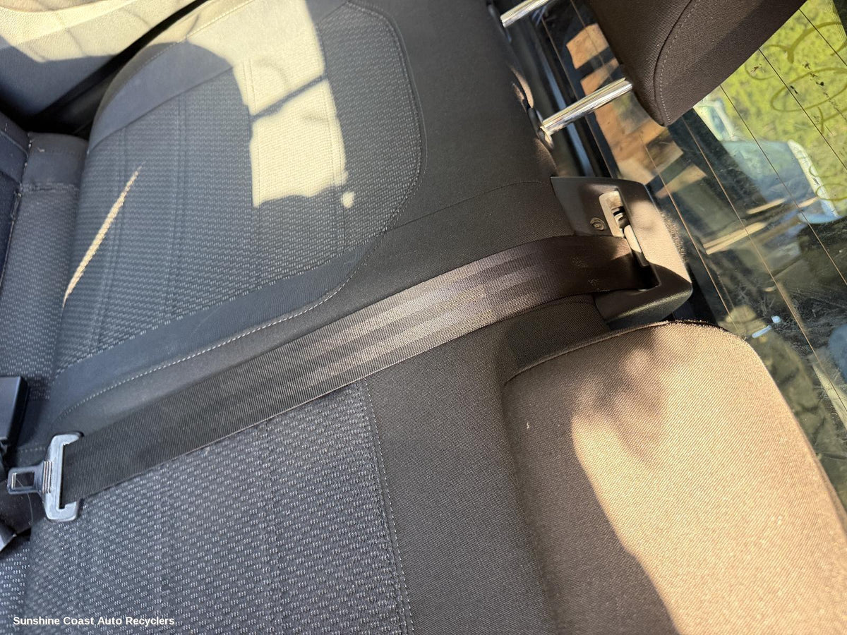 2010-2022 Volkswagen Amarok Seatbelt Stalk