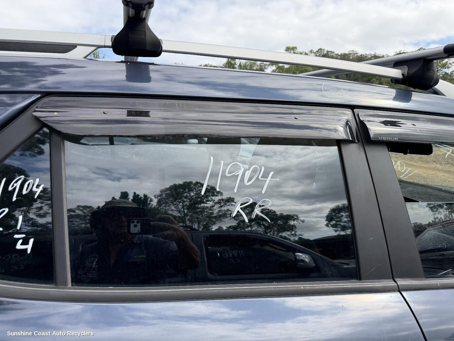 2019-2026 Hyundai Venue Right Rear Door Window