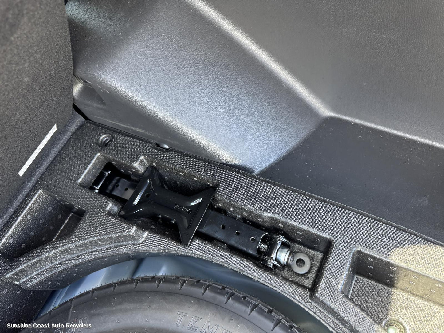2024 Mitsubishi Eclipse Cross Jack Tool Kit