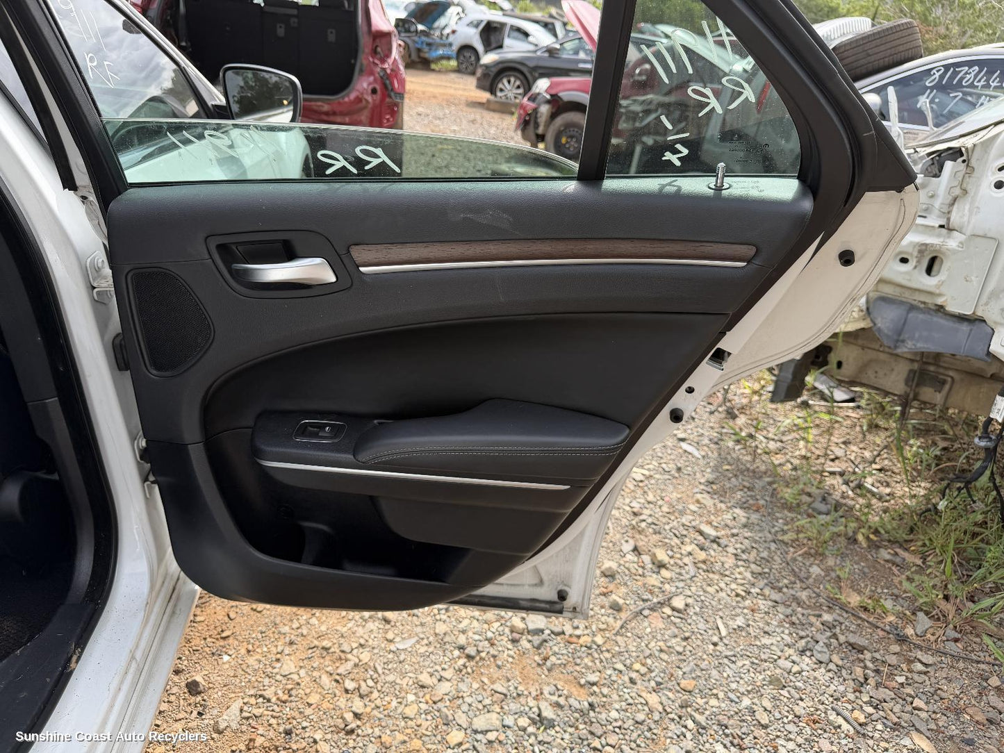 2012 Chrysler 300c Door Trim