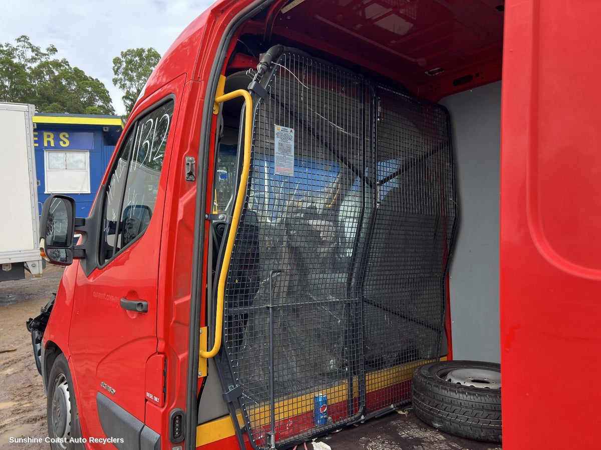 2011-2026 Renault Master Cargo Barrier