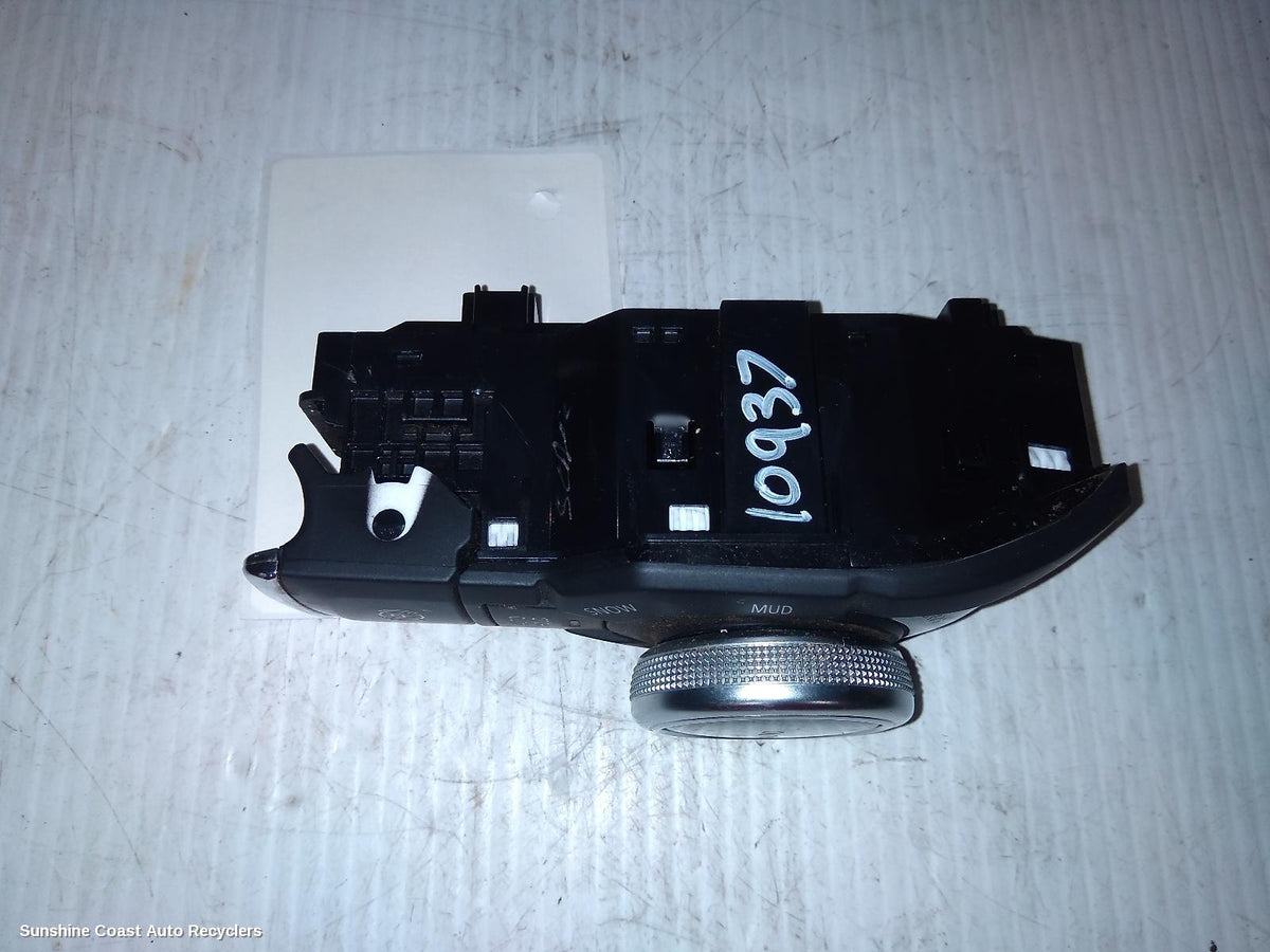 2017-2025 Ldv D90 Combination Switch