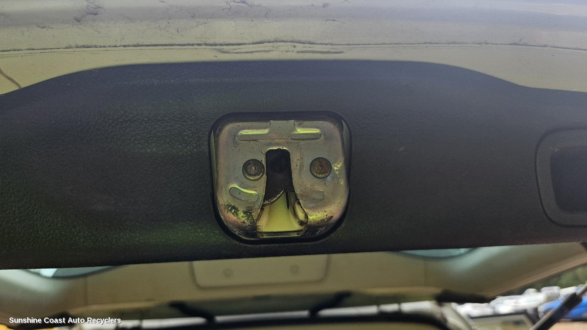 2008-2014 Subaru Liberty Door Boot Gate Lock